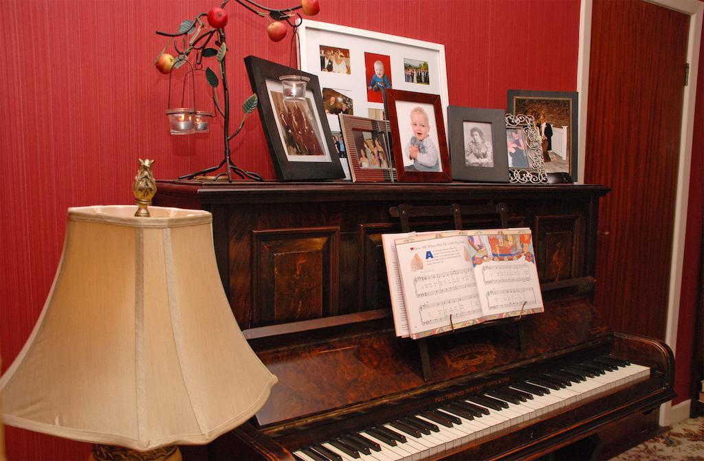 Cradog Farmhouse B&B Urlingford ภายนอก รูปภาพ